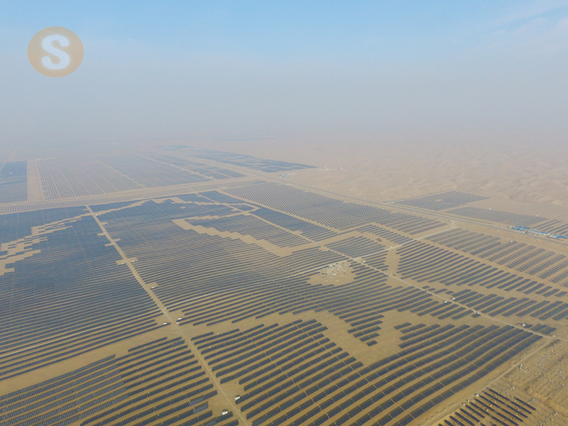 內(nèi)蒙古達拉特旗光伏發(fā)電應用領(lǐng)跑者基地4號110MW